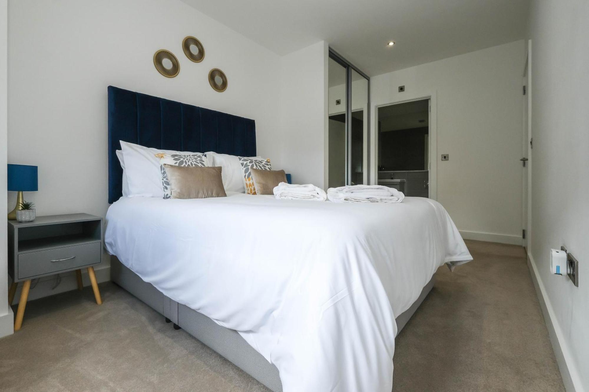 Brand New 2 Bedroom Apartment Centre Of Solihull Esterno foto