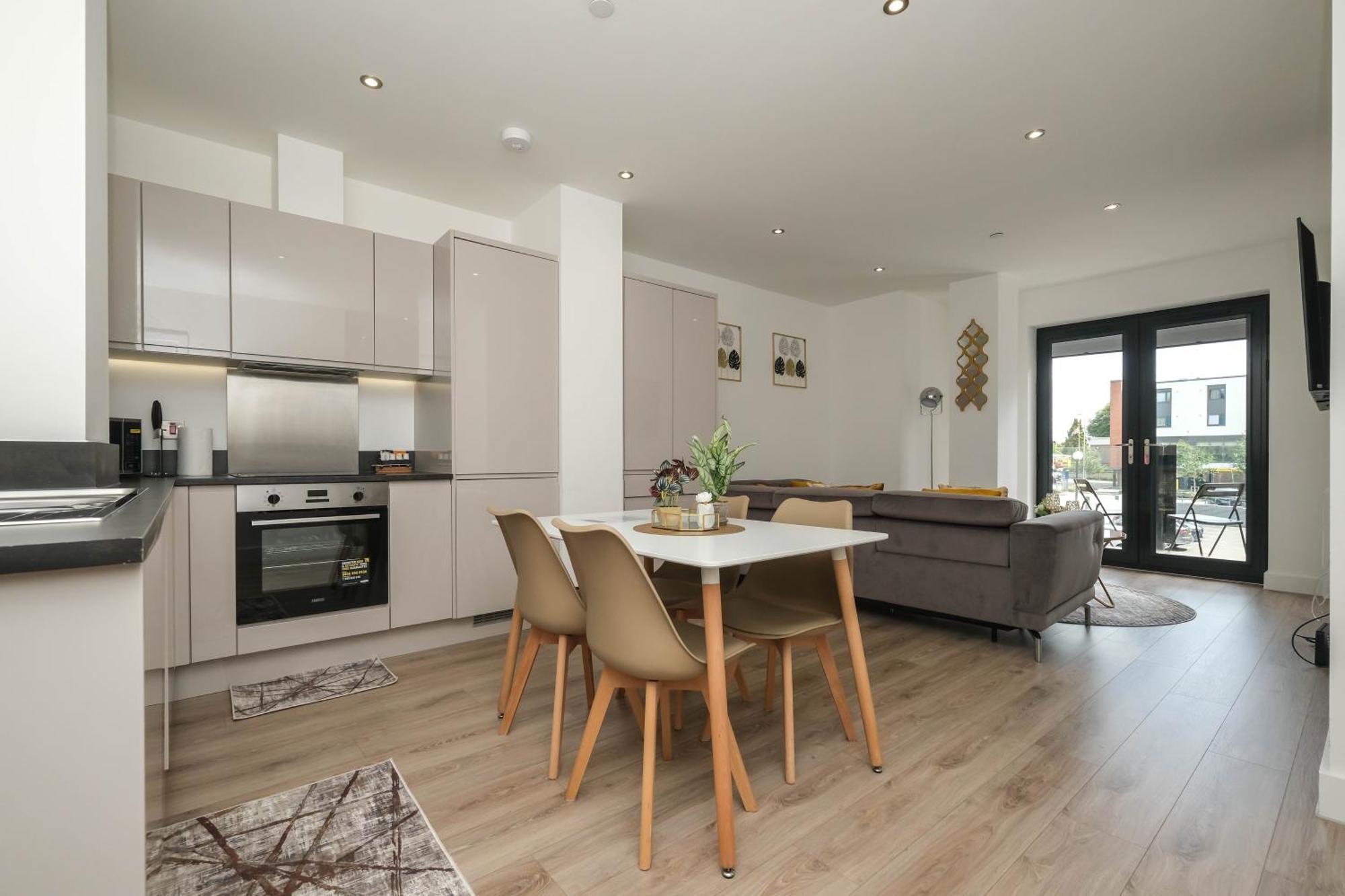 Brand New 2 Bedroom Apartment Centre Of Solihull Esterno foto